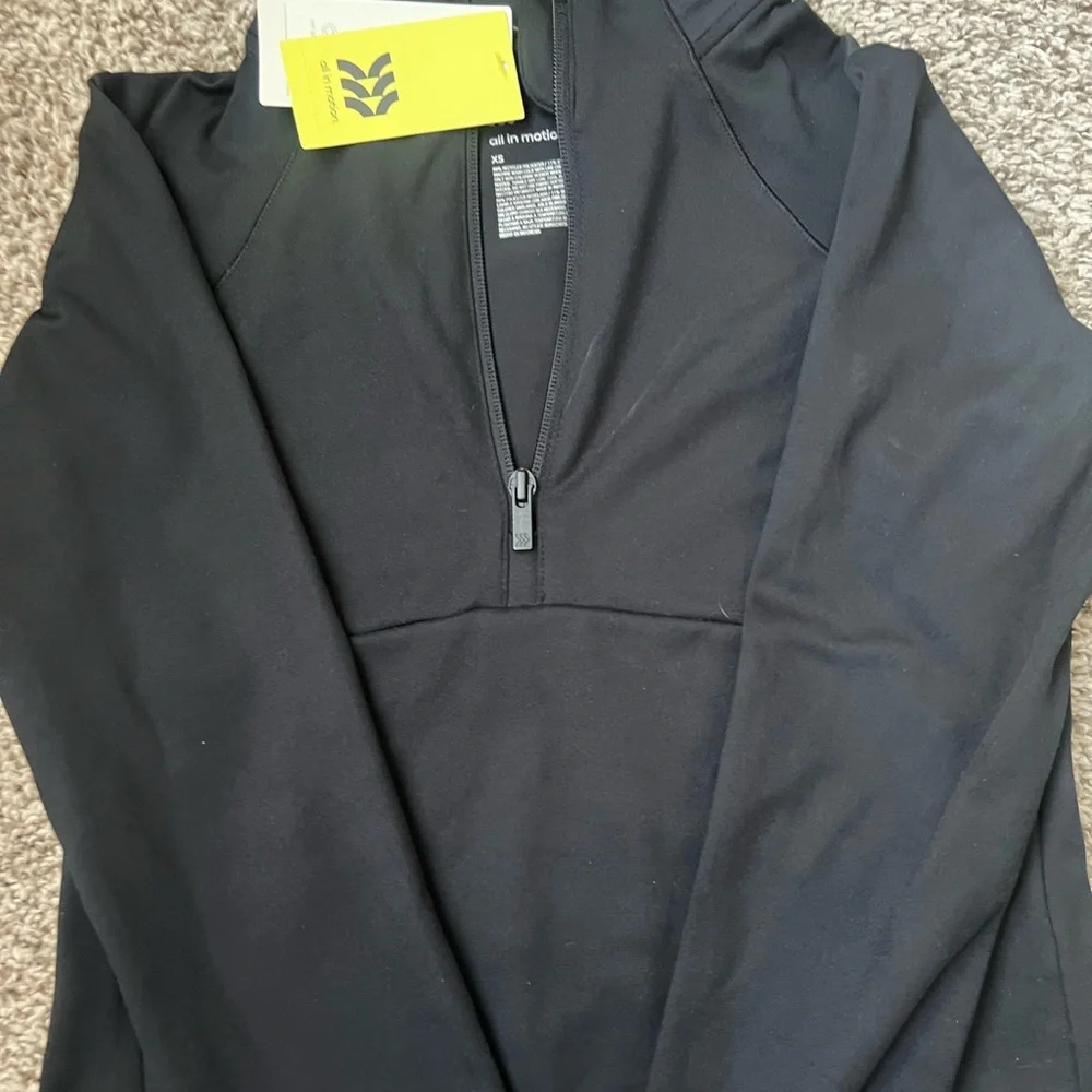 All In Motion Quarter Zip Pullover - Picture 1 of 4